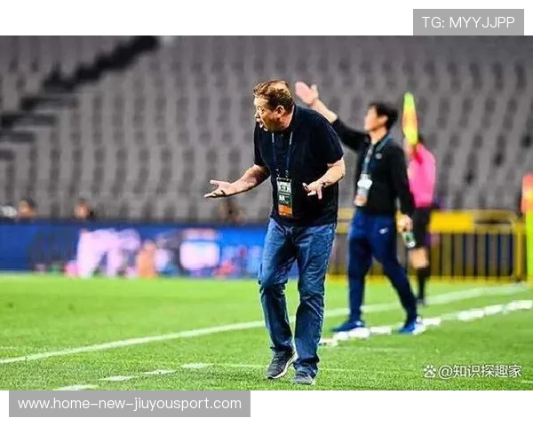 上海申花拉唐快速边路推进形成威胁，撼动对手防线